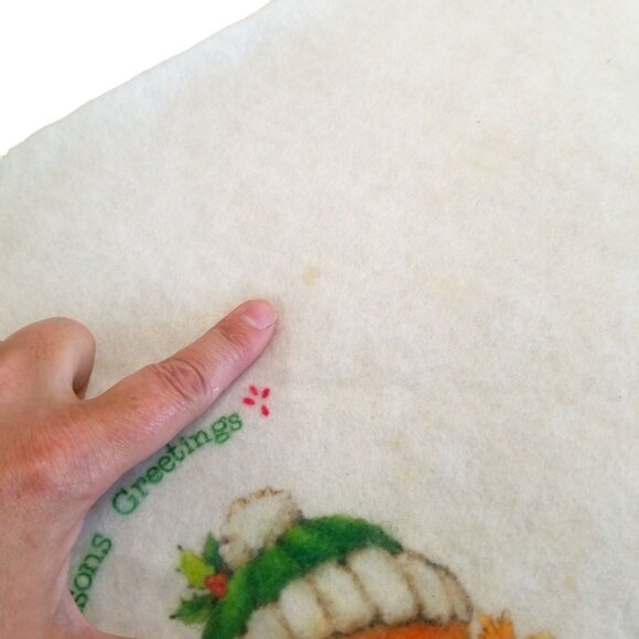 Vintage Christmas Tree Skirt Morgan Inc Feather Finchley 1980s Birds Chicks Felt - Picture 9 of 13